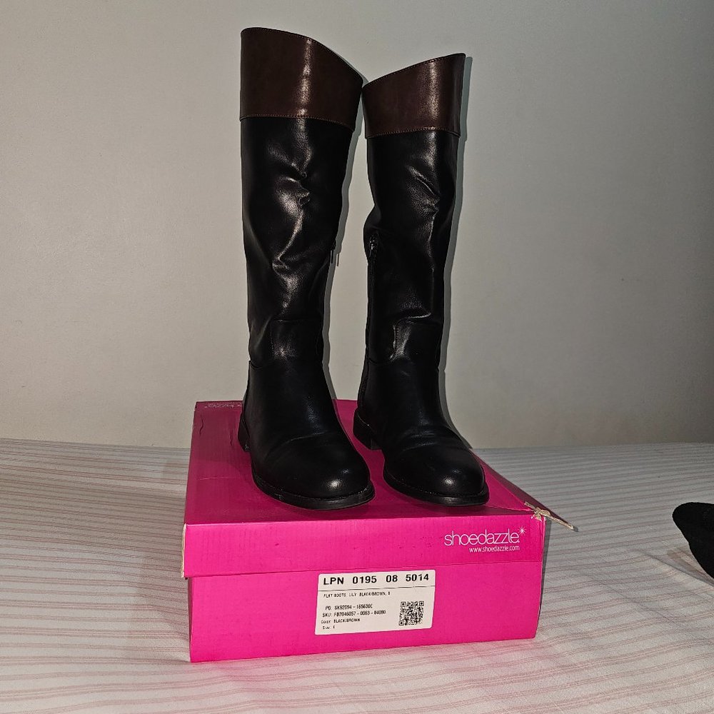 Black Flat Riding Boot (Brown Contrast Top)